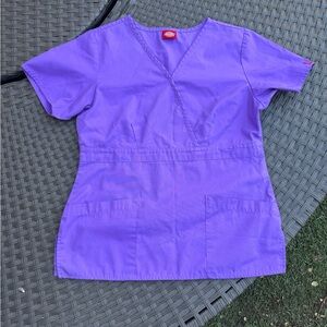 Dickies scrub top purple
